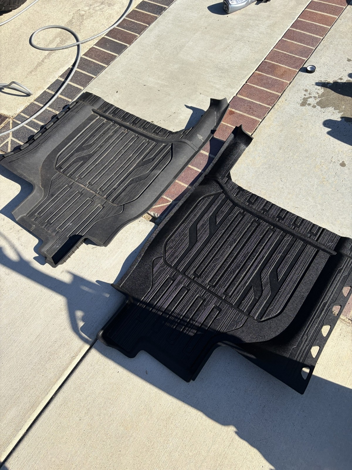 Clean truck floor mats